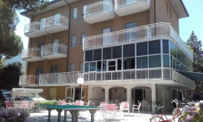 Hotel Toschi Lido Di Classe